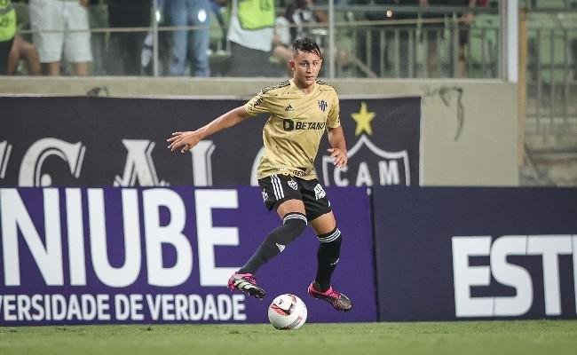 Vitor Gabriel - estreia aos 16 anos e 11 meses 