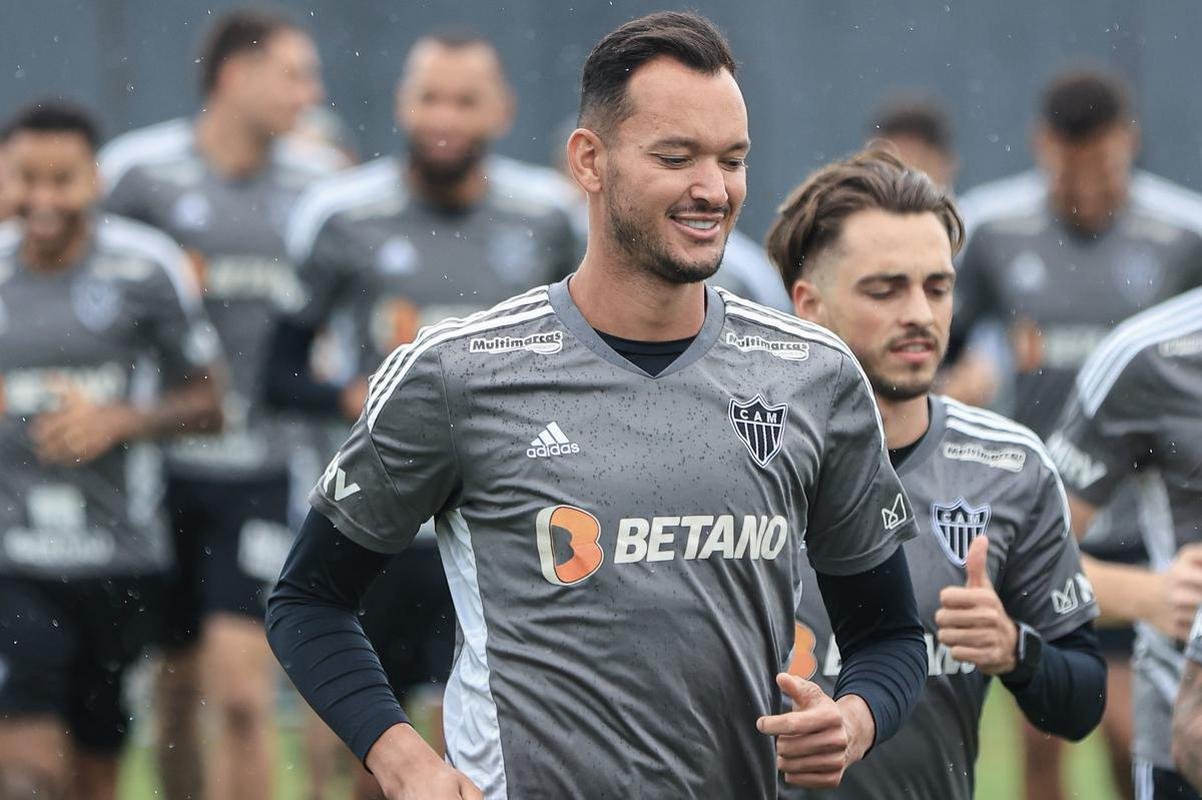 Veja fotos do primeiro dia de pr-temporada do Atltico