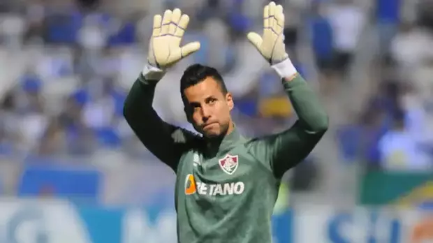 Fbio, agora no Flu, foi reverenciado pela torcida do Cruzeiro no Mineiro, em jogo neste ano, pela Copa do Brasil (Foto: Juarez Rodrigues/EM/DAPress
)