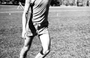 Toninho Almeida foi volante do Cruzeiro entre 1967 e 1976. Fez 139 partidas com a camisa azul.