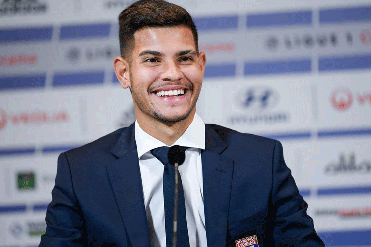 Apresentado, Bruno Guimares diz j se sentir em casa no Lyon