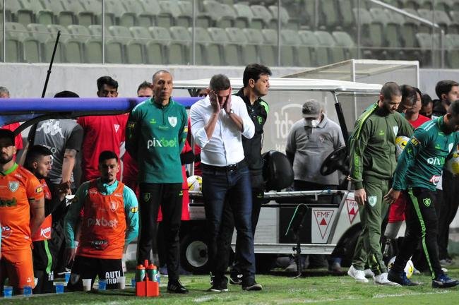 Fotos do jogo entre Amrica e Botafogo, no Independncia, em Belo Horizonte, pela stima rodada do Campeonato Brasileiro