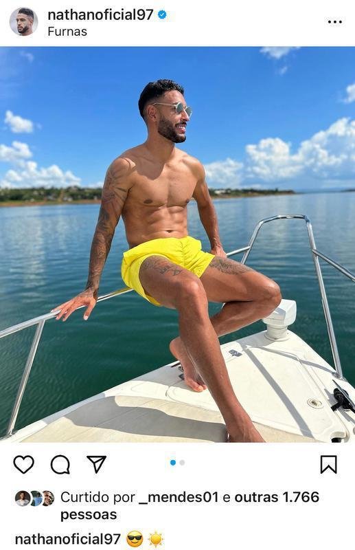 Zagueiro Nathan Silva em Furnas, no interior de Minas Gerais.