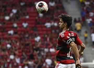 Zagueiro não atua pelo Rubro-Negro desde o dia 23 de abril, quando participou da derrota para o Inter, no Beira-Rio