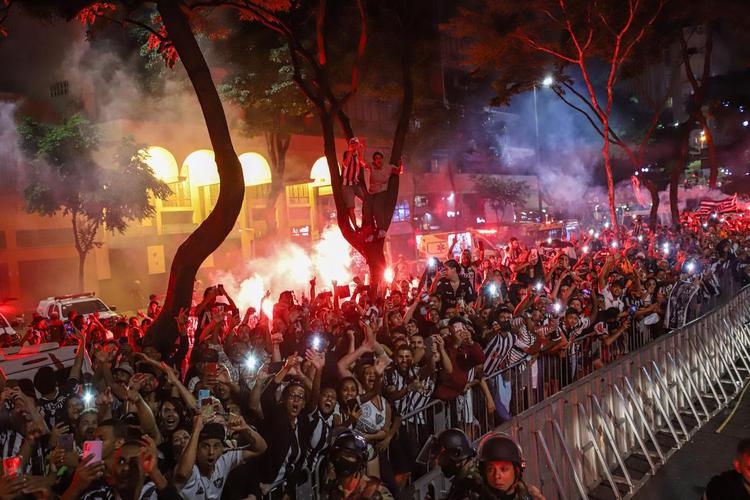 Bastidores da festa do Atlético em comemoração ao título brasileiro