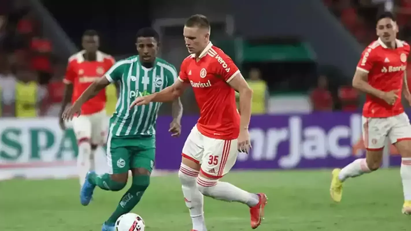 Inter - 9 jogos, sendo 6 sem levar gol