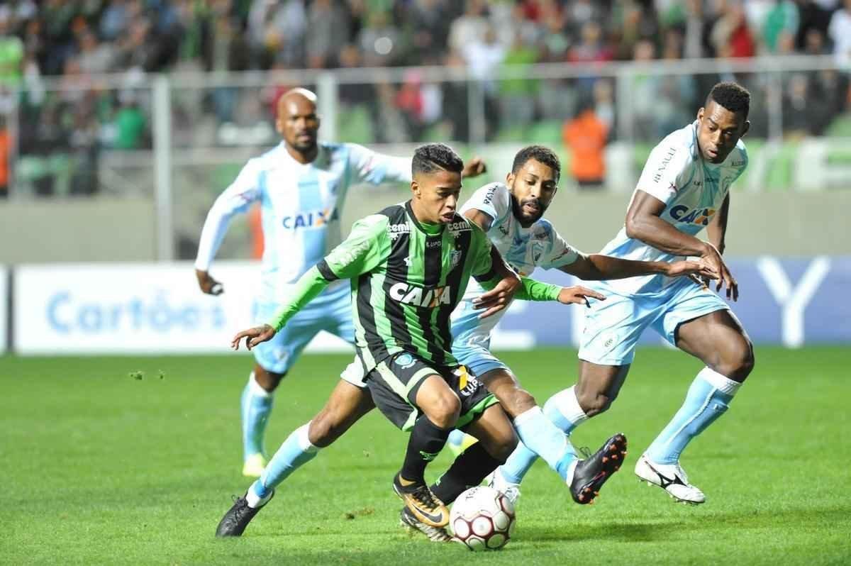 Amrica e Londrina se enfrentaram no Independncia, pela 18 rodada da Srie B do Brasileiro