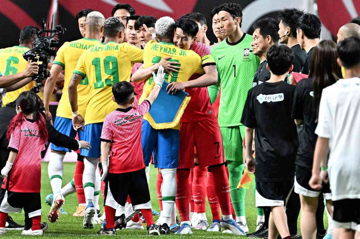 Imagens da goleada do Brasil sobre a Coreia do Sul, em Seul