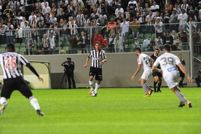 Atl�tico e Santos se enfrentaram, no Independ�ncia, pela 13� rodada do Campeonato Brasileiro