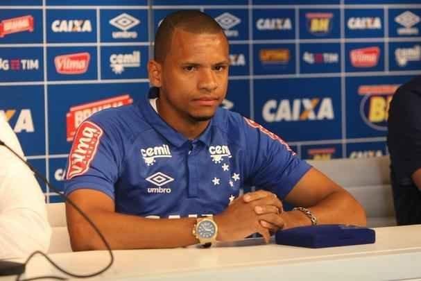 Lateral Edimar  apresentado na Toca da Raposa II