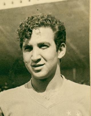 Dalmar foi reserva celeste em 1966. Ele jogava como ponta-esquerda e atuou no clube por seis anos. O ex-jogador faleceu em 2011 na capital mineira. 