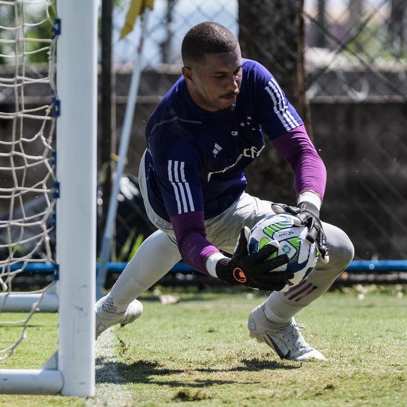 O Cruzeiro treinou nesta quarta-feira (5/4), na Toca da Raposa II, em Belo Horizonte
