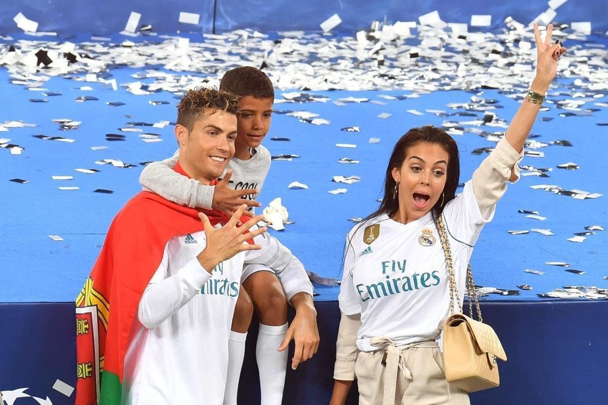 Festa do Real Madrid com a conquista da 13 Liga dos Campees, a terceira de forma seguida