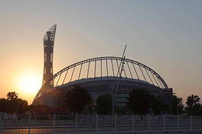 Estdio Internacional Khalifa: inaugurada em 1976, arena em Al Rayyan recebeu vrios eventos esportivos internacionais importantes e foi remodelada para o Mundial do Catar
