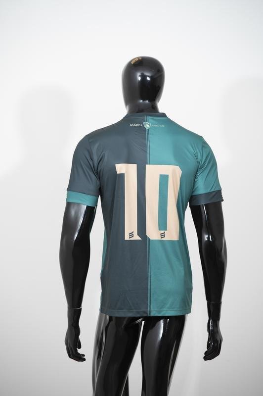 Amrica divulgou fotos de sua nova coleo de uniformes da fornecedora Sparta