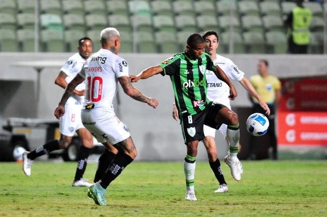 Arana abriu o placar para o Atltico no Independncia sobre o Amrica: 1 a 0