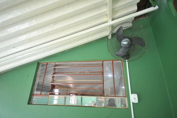 Amrica abriu Casa do Atleta, alojamento que recebe jovens das categorias de base do clube no Centro de Treinamento Lanna Drumond. Local abriga 60 jogadores. Segundo direo, contineres eram utilizados para receber atletas em perodo de testes, mas j esto desativados. Por falta de alvars da prefeitura de Contagem e laudo do Corpo de Bombeiros, Amrica realocou garotos em hotel de Belo Horizonte at regularizao do CT.