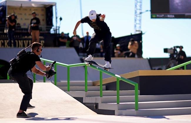 Pmela Rosa faz dobradinha com Rayssa Leal e conquista bi mundial de skate street