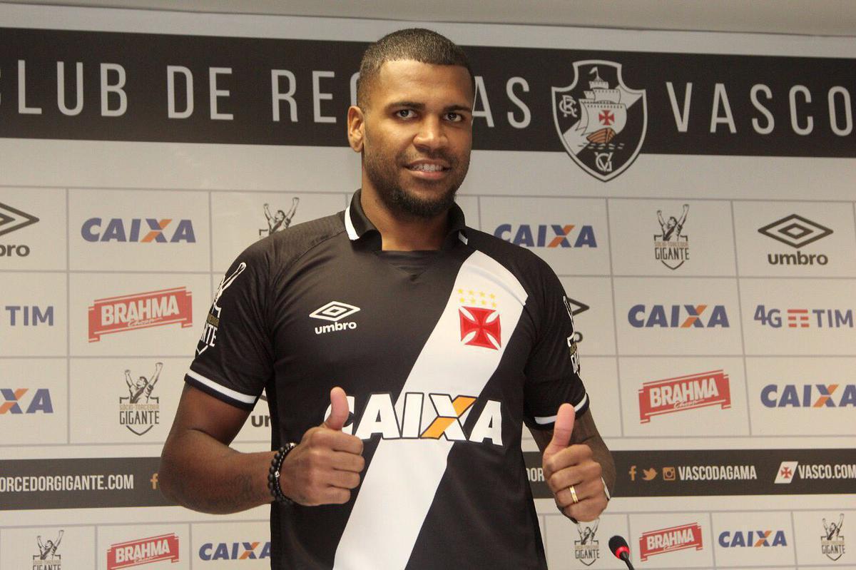 Breno (zagueiro): aos 31 anos, teve vnculo encerrado com o Vasco. Passou pelo Bayern de Munique, da Alemanha, onde se envolveu em episdio polmico de incndio e chegou a ser preso