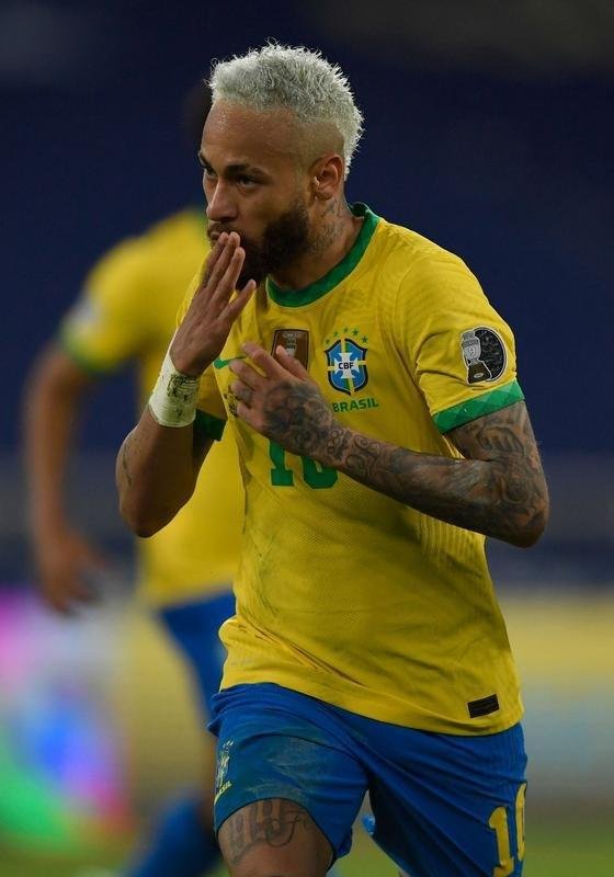 Brasil e Peru se enfrentaram pela segunda rodada do Grupo B da Copa Amrica