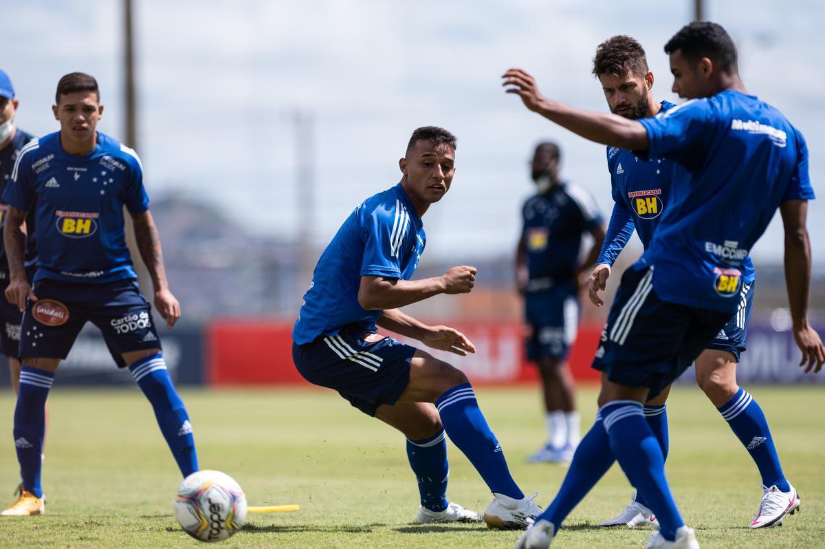 Cruzeiro se prepara para o clássico contra o América
