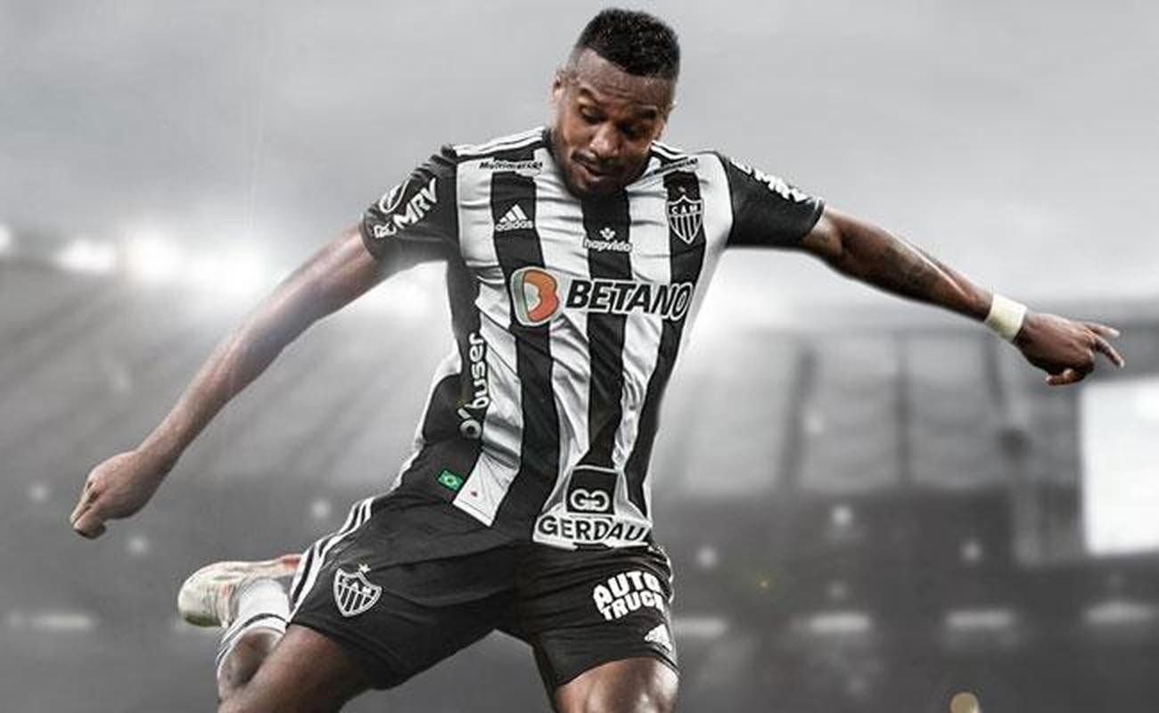 Edenilson - Atltico fechou contratao do meia por R$ 6 milhes, a serem pagos em quatro parcelas de R$ 1,5 milho. Jogador estava no Internacional h seis anos.