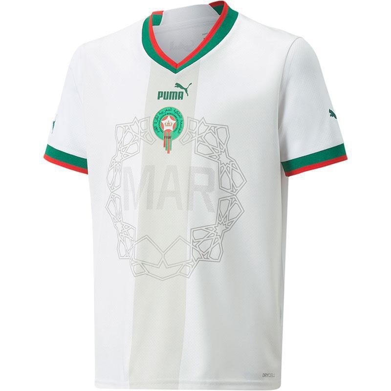 A camisa II de Marrocos para a Copa do Mundo  branca e foi produzida pela Puma