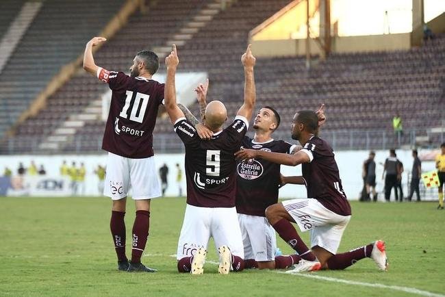 Ferroviria venceu com trs gols de Michel, dois de Welinton Torro (ex-Cruzeiro), um de Bruno Xavier, um de Tony (ex-Amrica) e um de Jhoninha