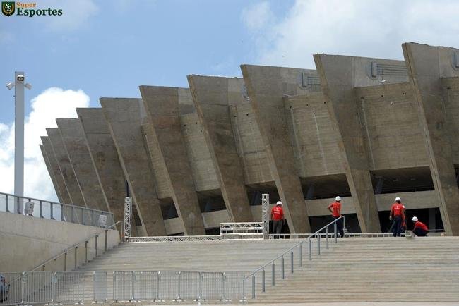 20/12/2012 - O Mineiro um dia antes de sua reinaugurao oficial