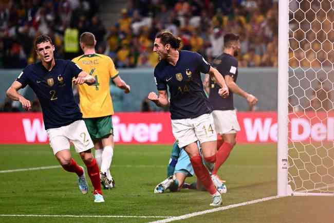 França leva susto da Austrália, mas vira e estreia com goleada na Copa -  Superesportes