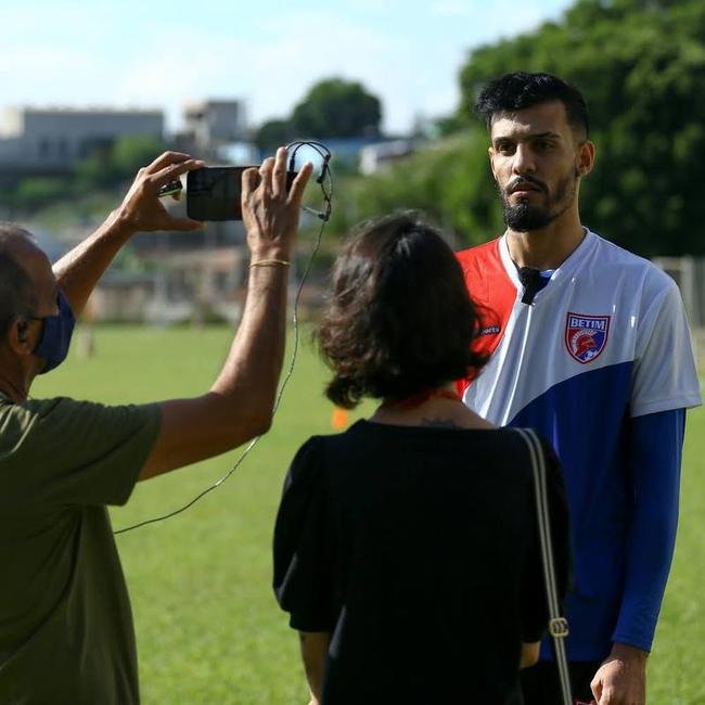 Com jogadores conhecidos da torcida mineira, como o zagueiro Edcarlos o meio-campista Leandro Domingues, o Betim apresentou o elenco nessa segunda-feira (21)