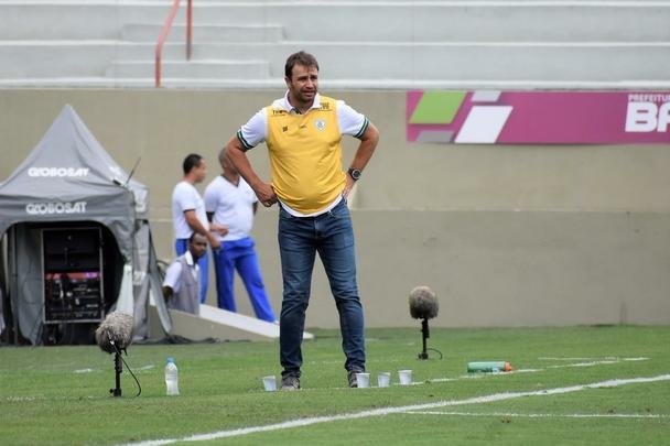 Oeste e Amrica se enfrentam na Arena Barueri, em So Paulo, pela 30 rodada da Srie B