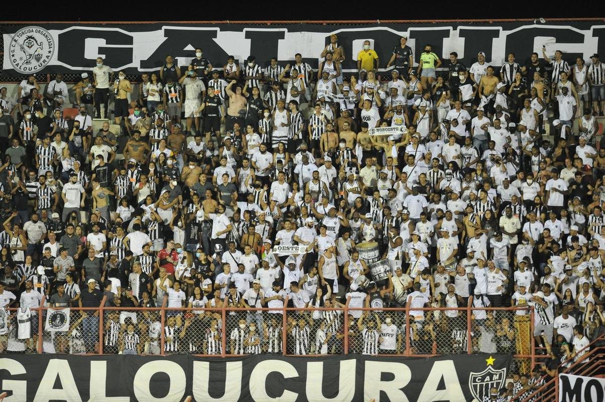 O Atltico estreou na temporada 2022 nesta quarta-feira (26), diante do Villa Nova, pela 1 rodada do Campeonato Mineiro. A partida disputada no Estdio Castor Cifuentes, em Nova Lima, tambm marcou o primeiro jogo do treinador argentino Antonio 'El Turco' Mohamed sob o comando do Galo.