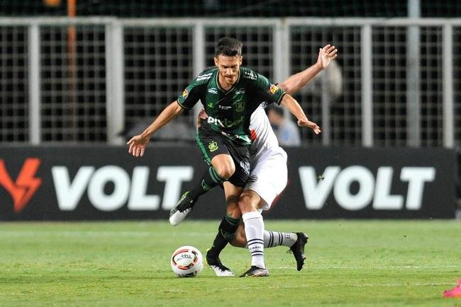 Fotos de Amrica x Athletic, no Independncia, pelo Campeonato Mineiro