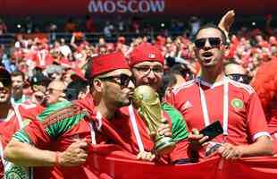 Torcidas de Portugal e Marrocos na partida em Moscou 