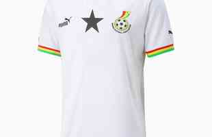 A camisa I de Gana para a Copa do Mundo  branca e foi produzida pela Puma