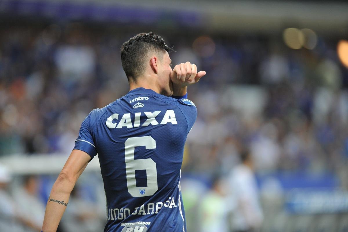 Cruzeiro vira diante do Fluminense no Mineiro e se mantm no G5 do Brasileiro