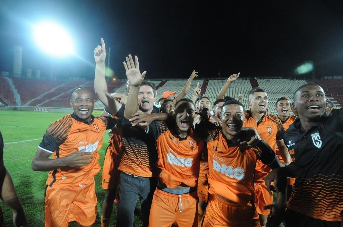 Coimbra venceu o Uberlndia por 1 a 0 e conquistou o trofu do Mdulo II do Campeonato Mineiro