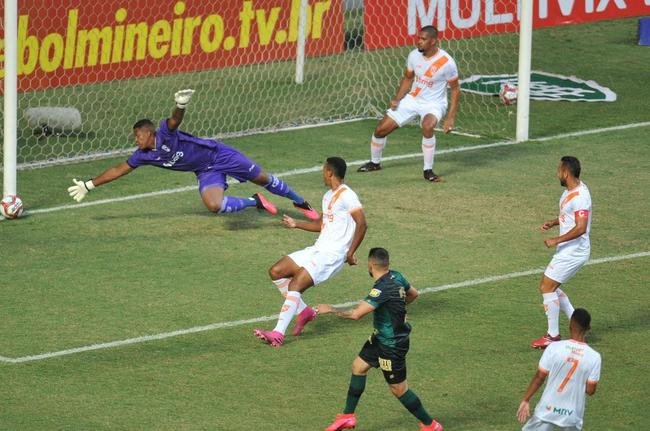 Fotos do jogo deste sbado entre Amrica e Coimbra, no Independncia, pelo Campeonato Mineiro