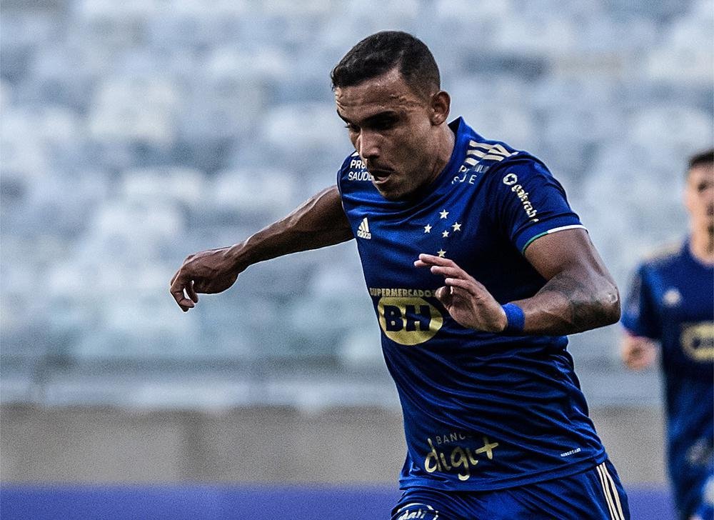 William Pottker (atacante) - 6.6