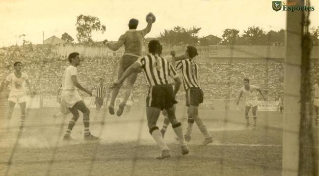Rivalidade entre Cruzeiro e Atltico cresceu a partir nos anos 1940