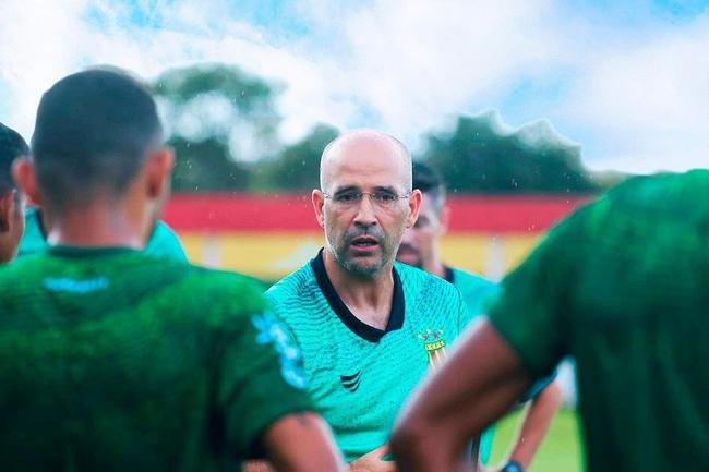 Daniel Neri, treinador (Sampaio Corra)