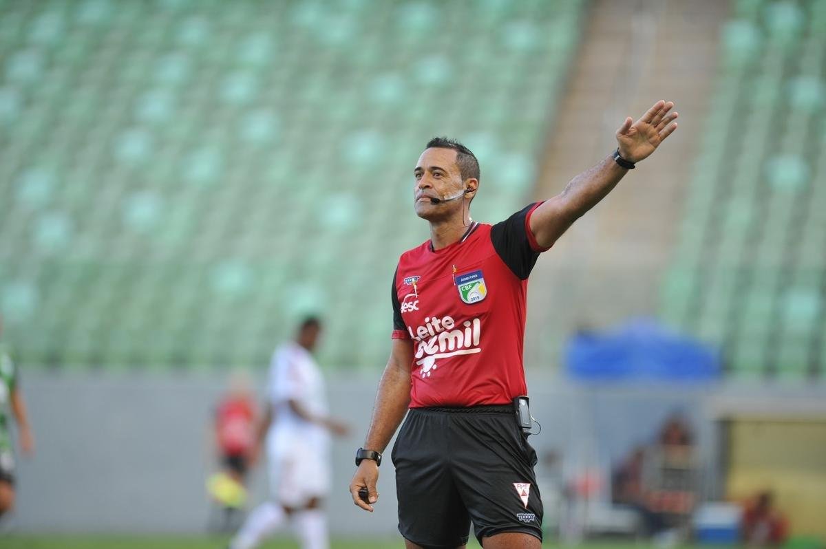 Amrica e Boa Esporte empataram em jogo movimentado no Independncia 