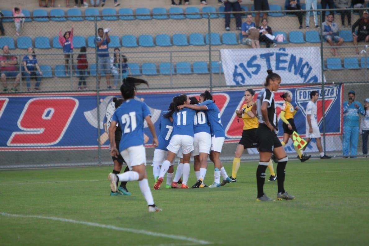 Cruzeiro e Cear se enfrentaram no Sesc, em Venda Nova, em Belo Horizonte