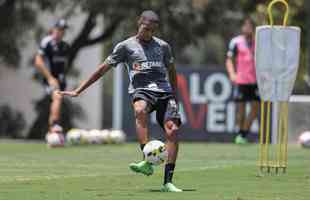 Fotos do treino do Atltico, que teve Hulk em campo 