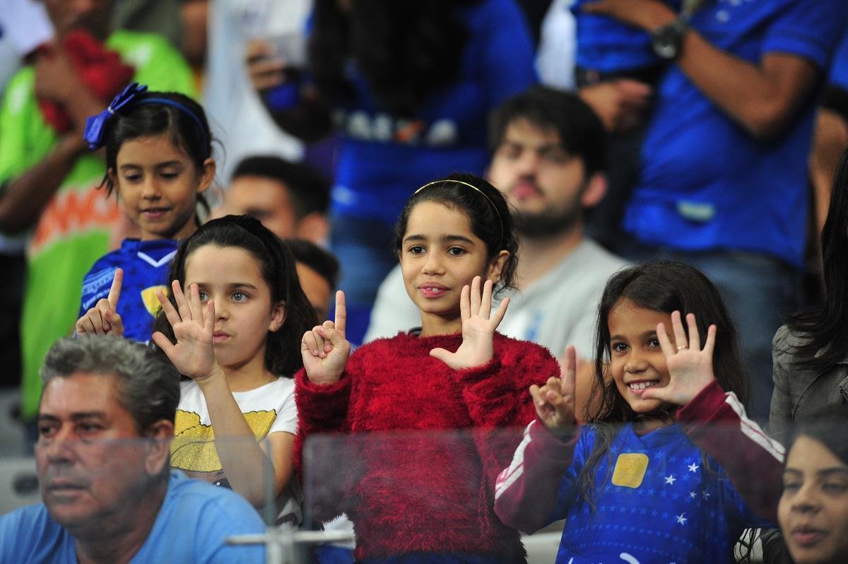 Fotos do segundo tempo do jogo entre Cruzeiro e Athletico, no Mineiro, pelo Brasileiro