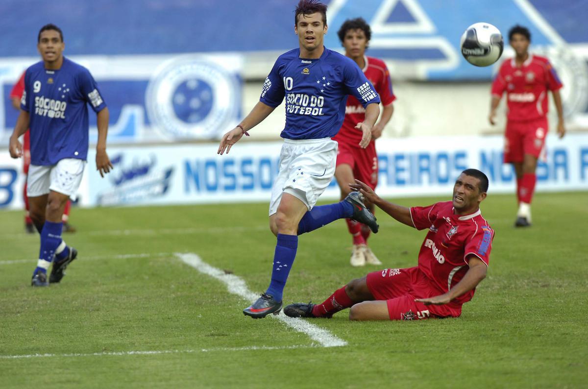 O Cruzeiro reencontrou o Ituiutaba na semifinal do Mineiro de 2009 e venceu os dois jogos. No primeiro, Wellington Paulista, Kleber (2) e Wanderley anotaram os gols do triunfo por 4 a 1. No segundo, Wanderley e Leonardo Silva garantiram o placar de 2 a 1. Na final, a Raposa fez 5 a 0 sobre o Atltico na partida de ida e empatou por 1 a 1 na volta.