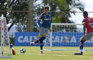 Fotos do treinamento do Cruzeiro neste sbado, 27 de junho, na Toca da Raposa II
