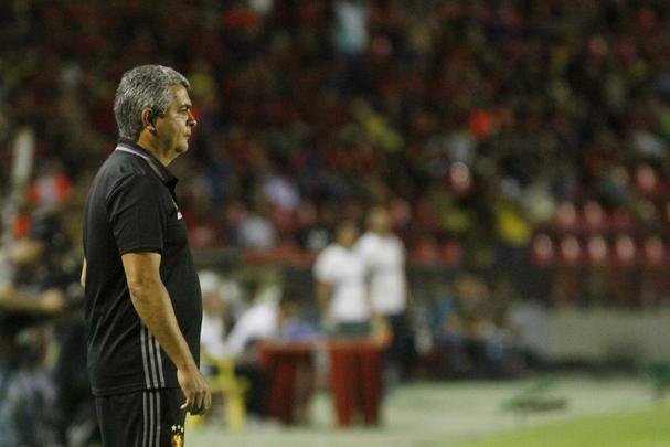 A passagem de Ney Franco pelo Sport foi curta: demorou menos de dois meses.  Ao todo, o tcnico comandou o clube pernambucano em 17 jogos. Foram seis vitrias, quatro empates e sete derrotas.