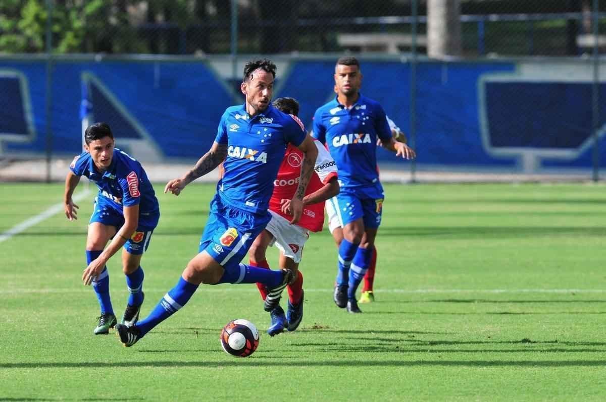 Em ltimo teste antes da estreia oficial, Cruzeiro faz 8 a 2 contra o Braslia